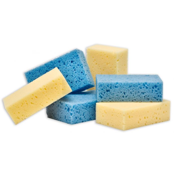 Spons voor sportverzorging gele en blauwen bij elkaar